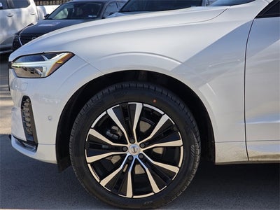 2024 Volvo XC60 B5 Plus Dark Theme