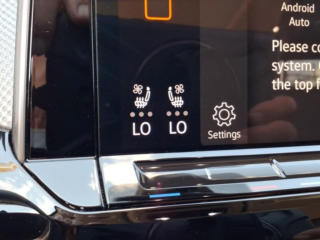 2024 Volkswagen Atlas 2.0T Peak Edition SEL