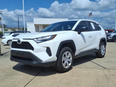 2024 Toyota RAV4 LE