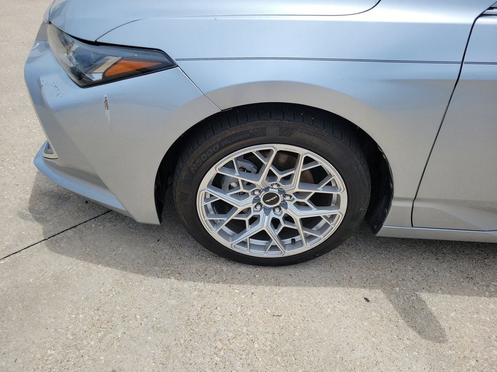 2021 Toyota Avalon Hybrid Limited