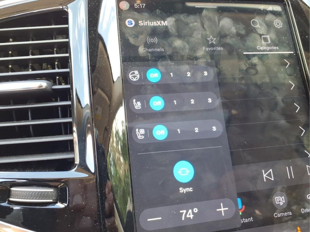 2025 Volvo XC90 B6 Ultra
