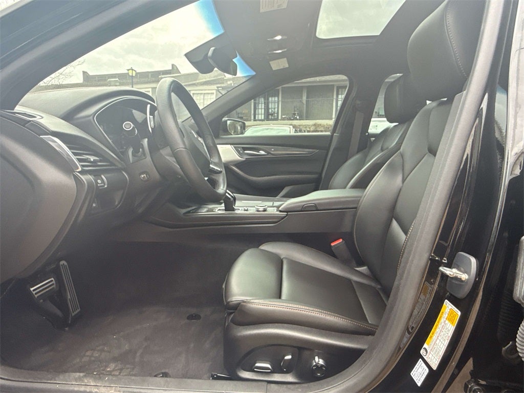 2023 Cadillac CT5 Sport