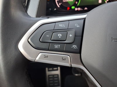2024 Volkswagen Atlas Cross Sport 2.0T SEL R-Line