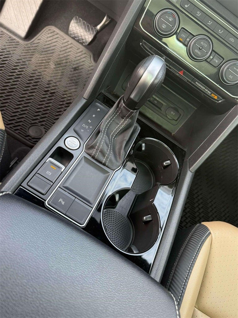 2023 Volkswagen Atlas Cross Sport 2.0T SE w/Technology