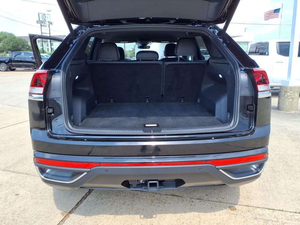 2025 Volkswagen Atlas Cross Sport 2.0T SE w/Technology
