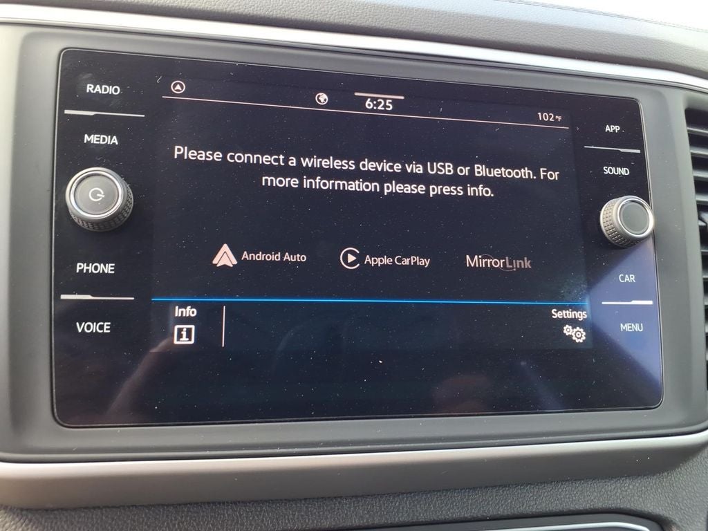 2021 Volkswagen Atlas 3.6L V6 SE w/Technology