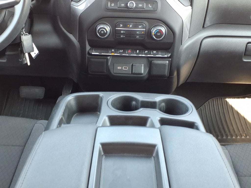 2022 Chevrolet Silverado 1500 LTD Custom