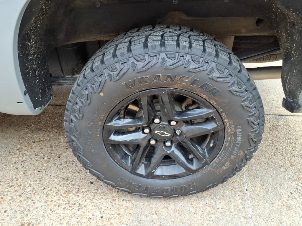 2024 Chevrolet Silverado 1500 Custom Trail Boss