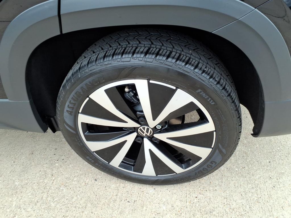 2024 Volkswagen Taos 1.5T SE