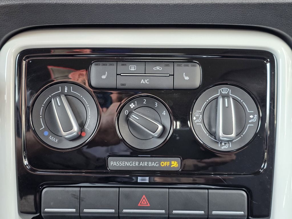 2019 Volkswagen Beetle Convertible 2.0T S