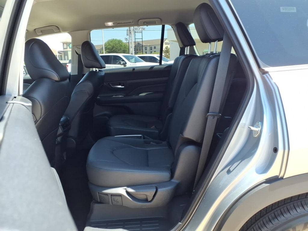 2025 Toyota Grand Highlander XLE