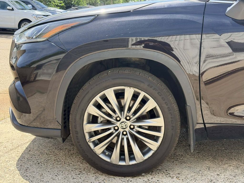2022 Toyota Highlander Platinum