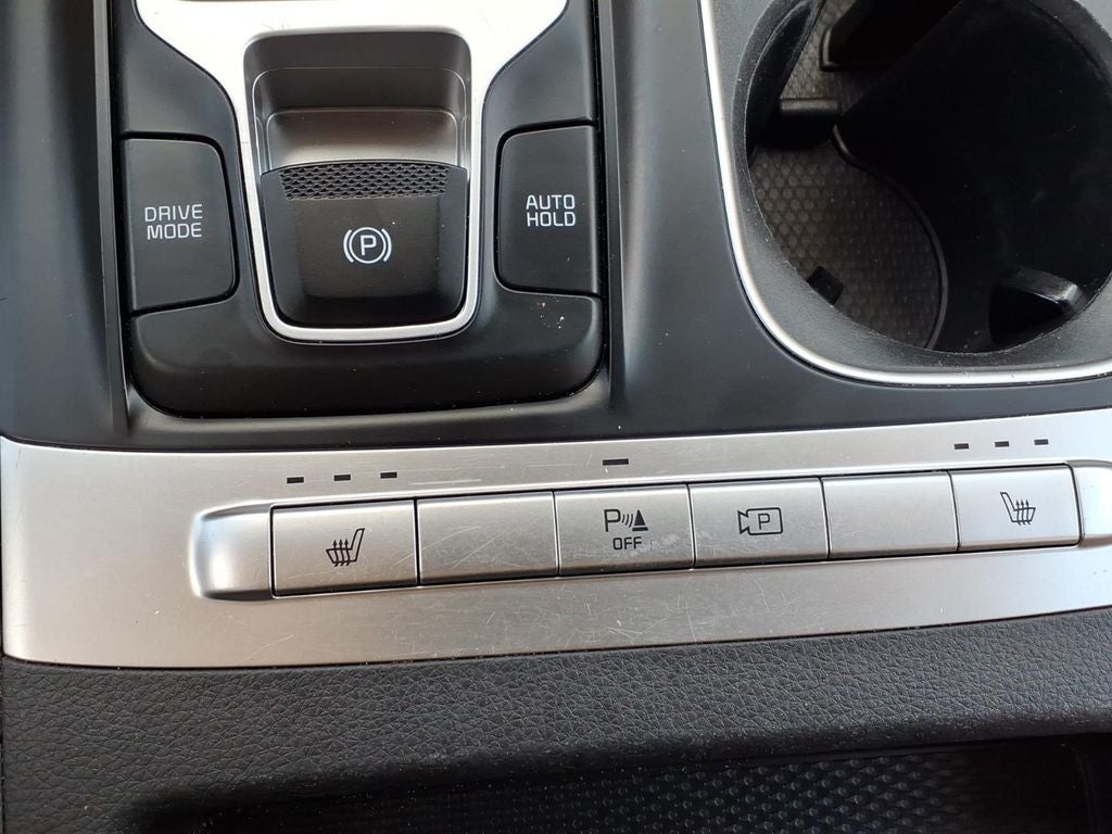2023 Kia Carnival LX Seat Package