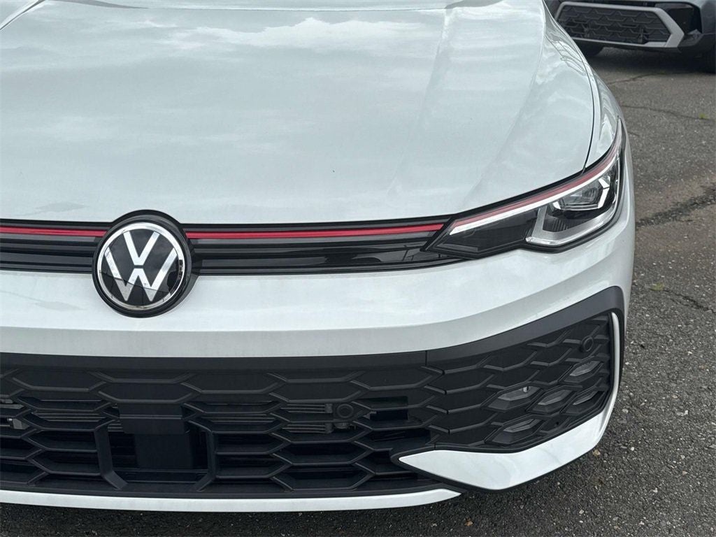 2025 Volkswagen Golf GTI 2.0T SE