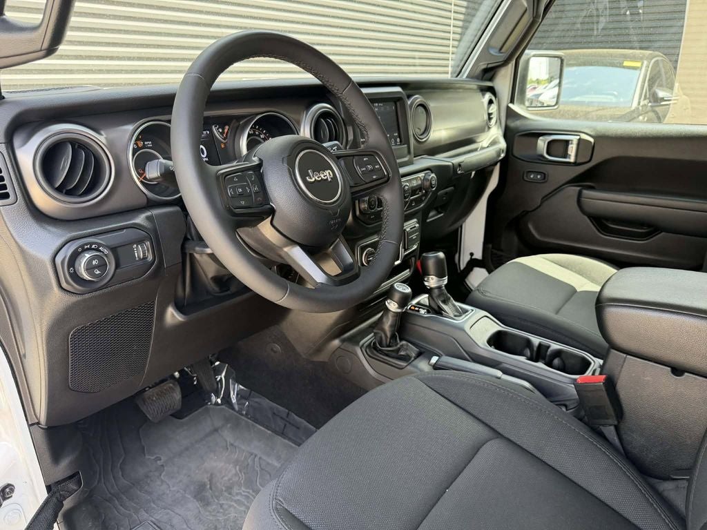 2023 Jeep Gladiator Sport S