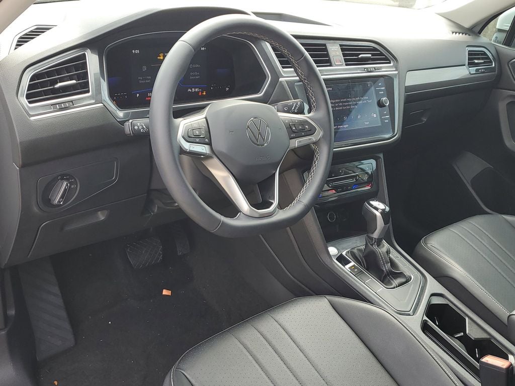 2023 Volkswagen Tiguan 2.0T SE