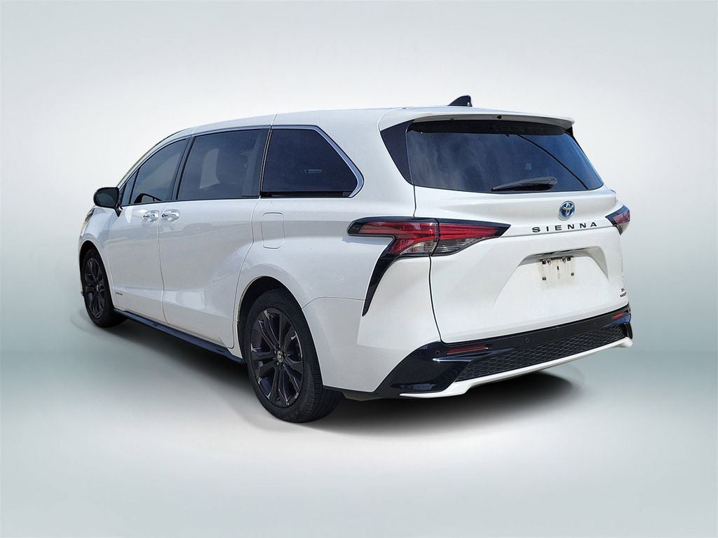 2021 Toyota Sienna XSE 7 Passenger