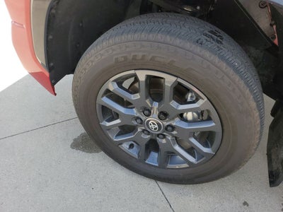 2025 Toyota Tundra Hybrid Platinum