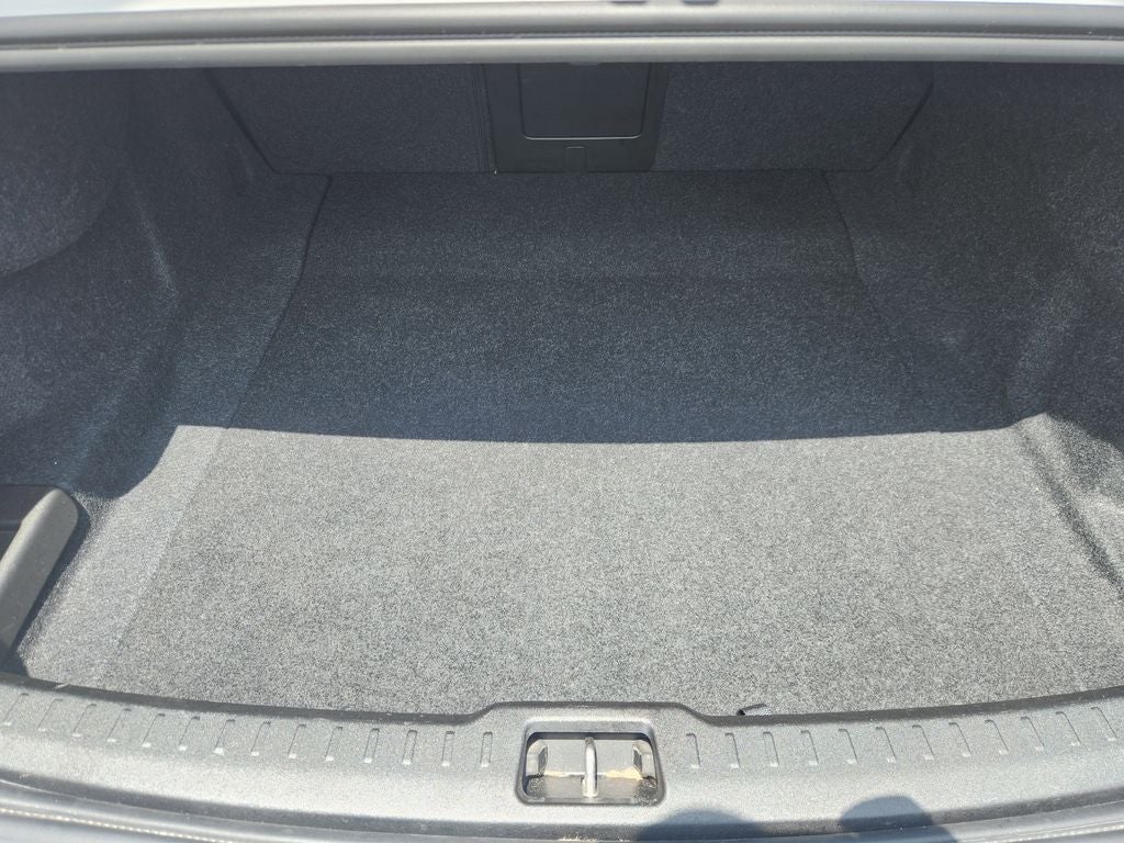 2024 Volvo S60 B5 Plus Dark Theme