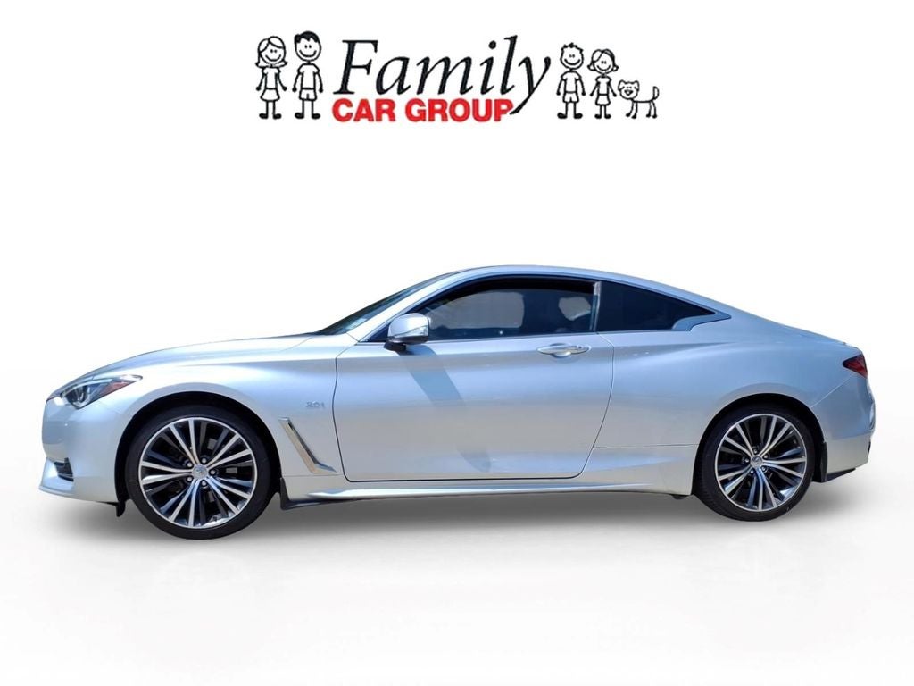 2017 INFINITI Q60 2.0t Base