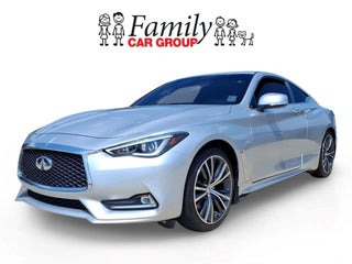 2017 INFINITI Q60 2.0t Base