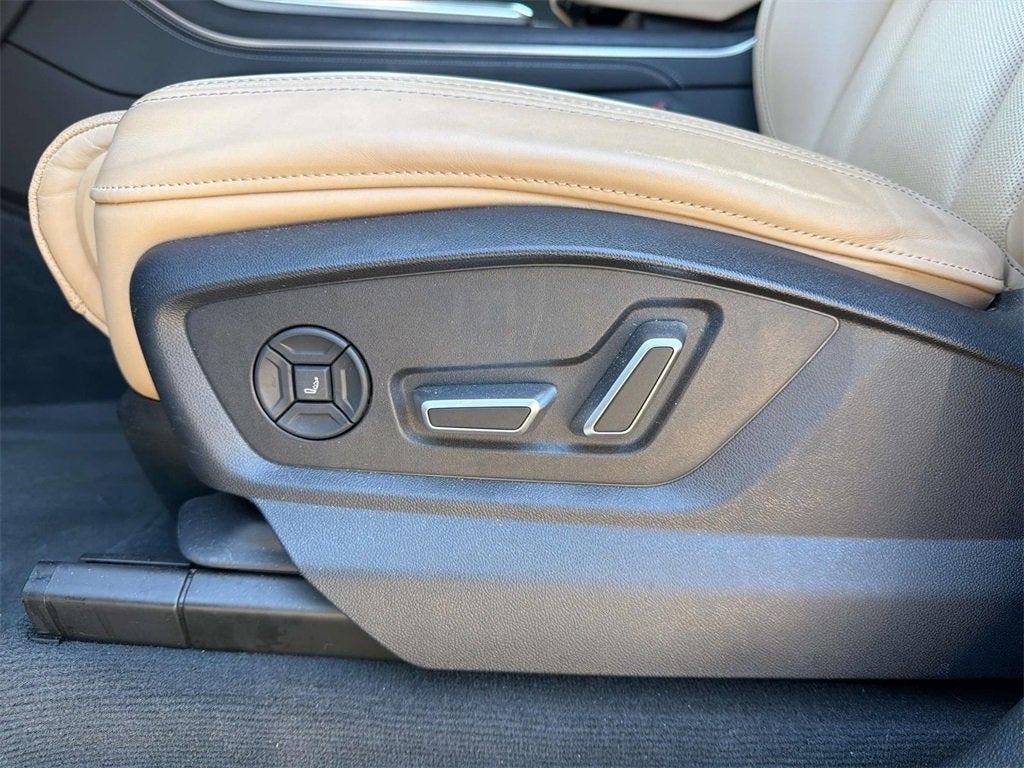 2025 Audi Q8 55 Prestige quattro