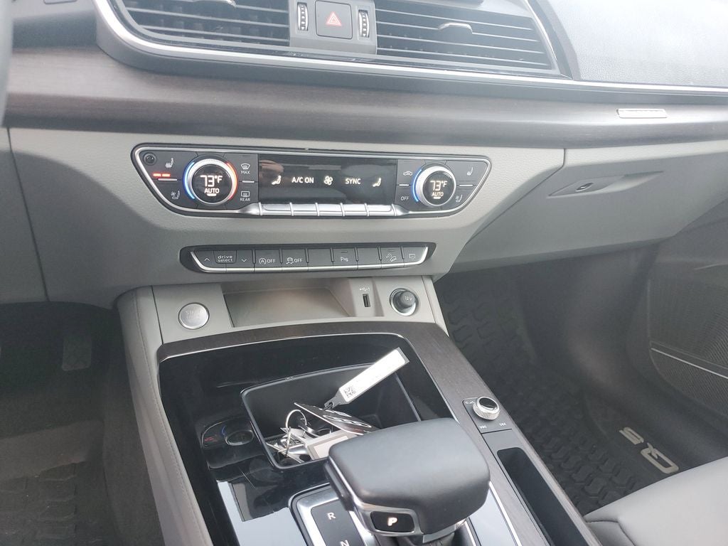 2025 Audi Q5 45 S line Premium Plus quattro