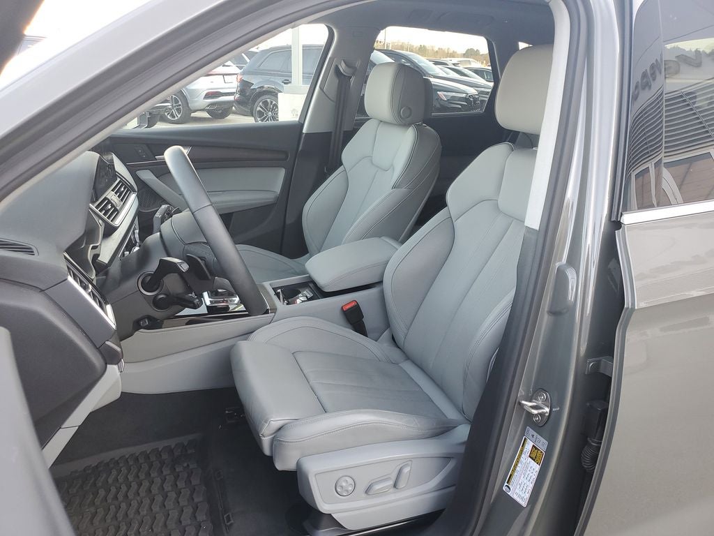 2025 Audi Q5 45 S line Premium Plus quattro