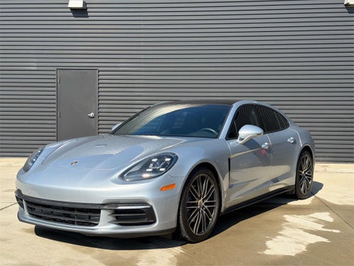 2018 Porsche Panamera 4