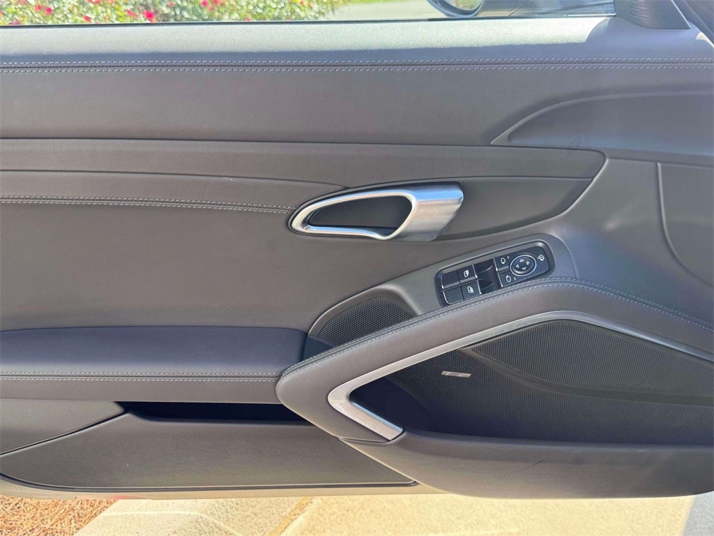 2025 Porsche 718 Cayman Base