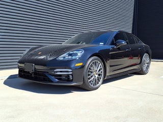 2022 Porsche Panamera Turbo S