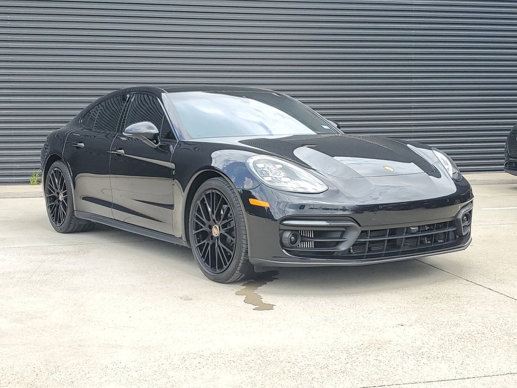 2023 Porsche Panamera 4 Platinum Edition