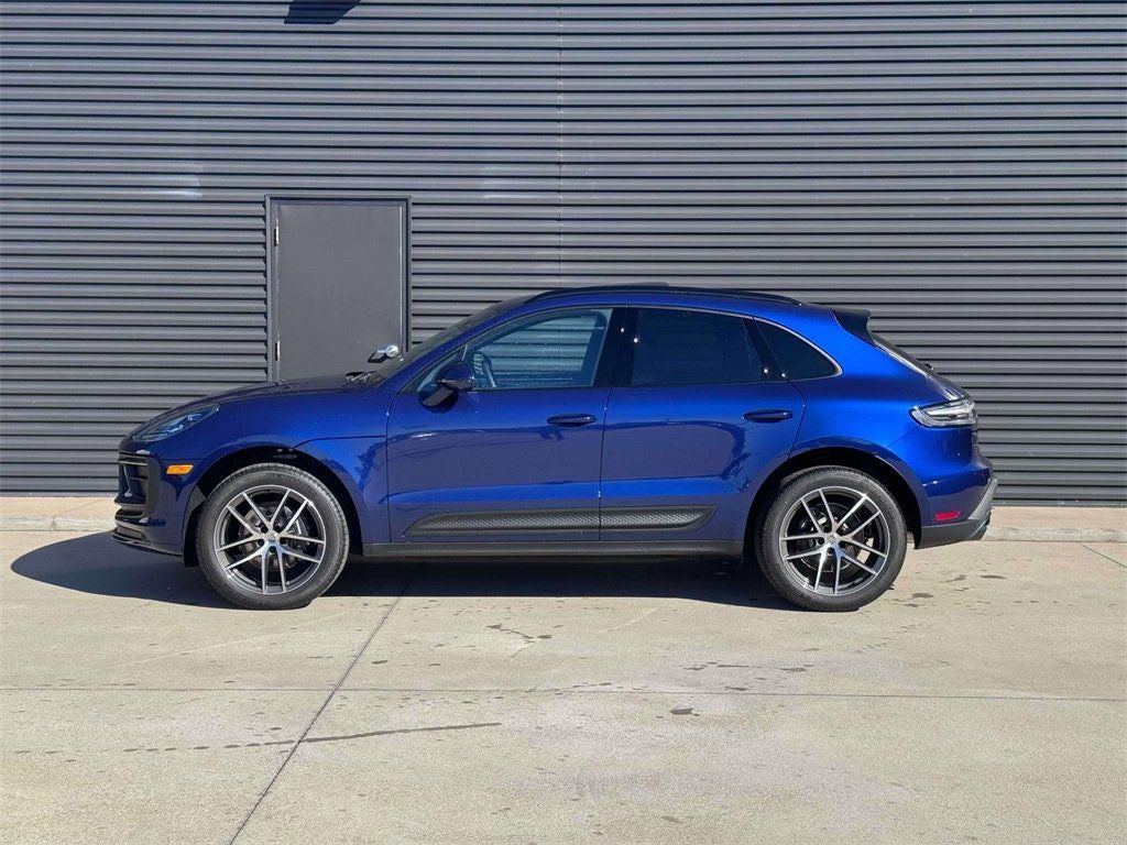 2026 Porsche Macan Base