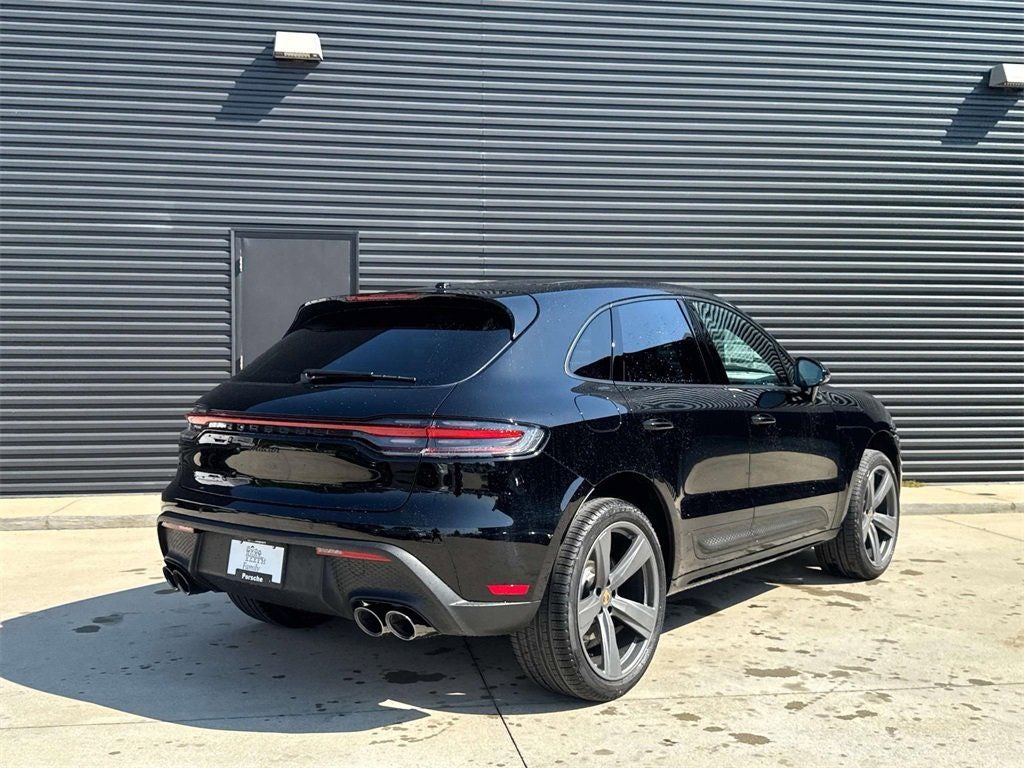 2025 Porsche Macan AWD