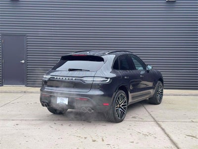 2026 Porsche Macan Base