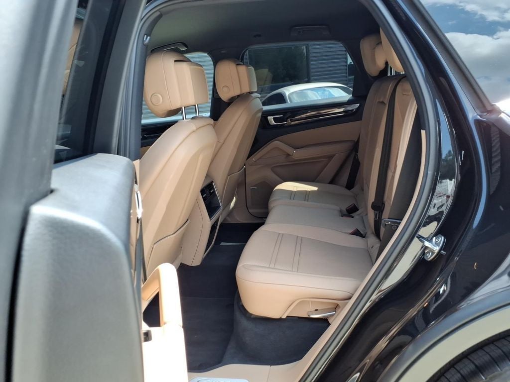 2019 Porsche Cayenne Base