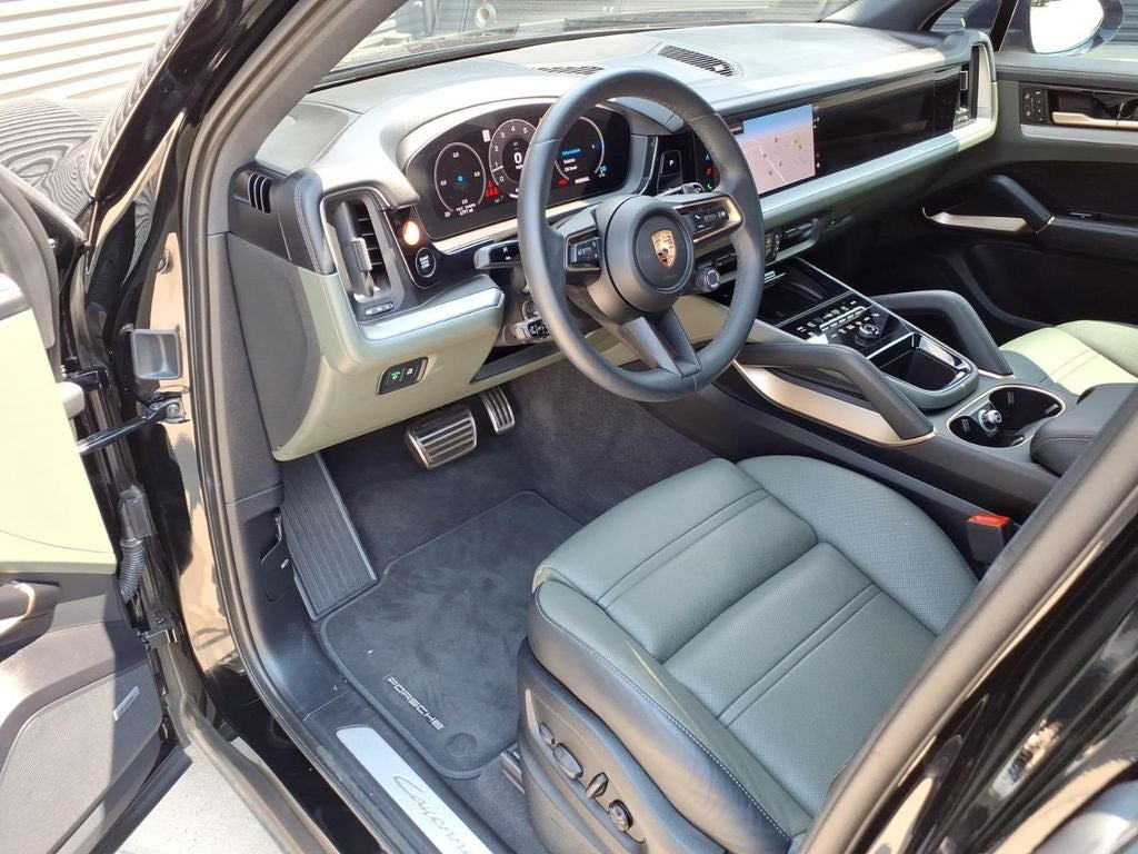 2024 Porsche Cayenne Base