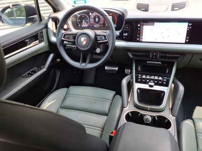 2024 Porsche Cayenne Base