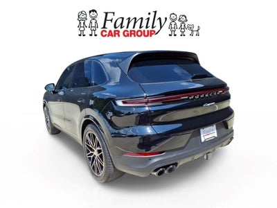 2024 Porsche Cayenne Base