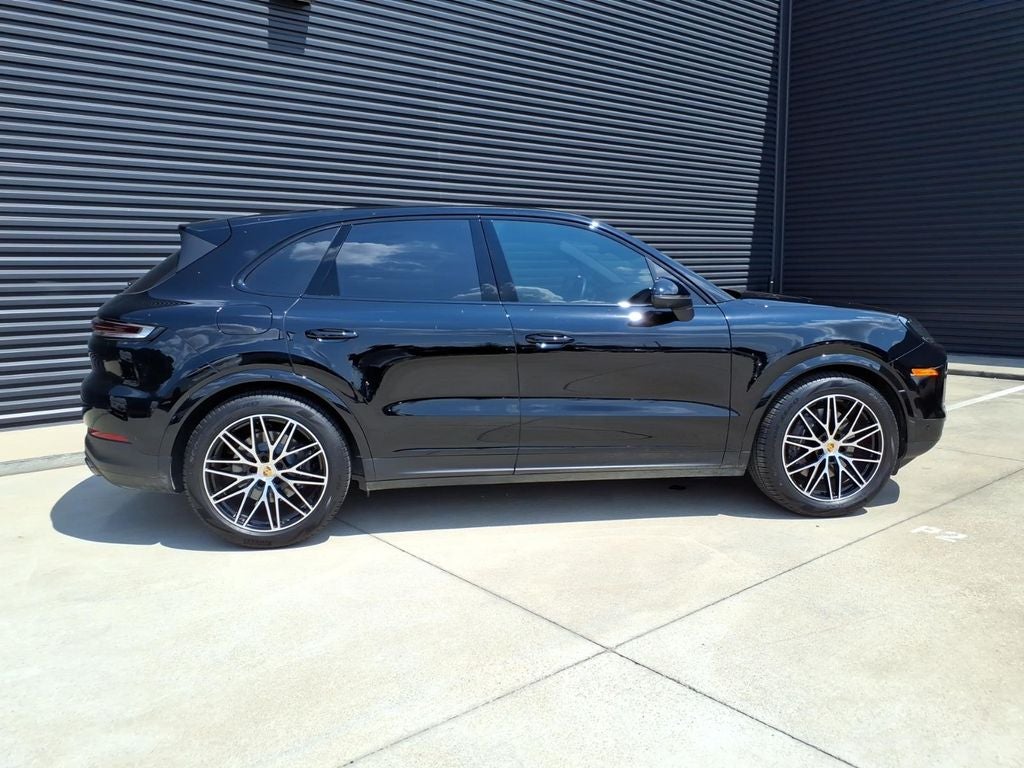 2024 Porsche Cayenne Base