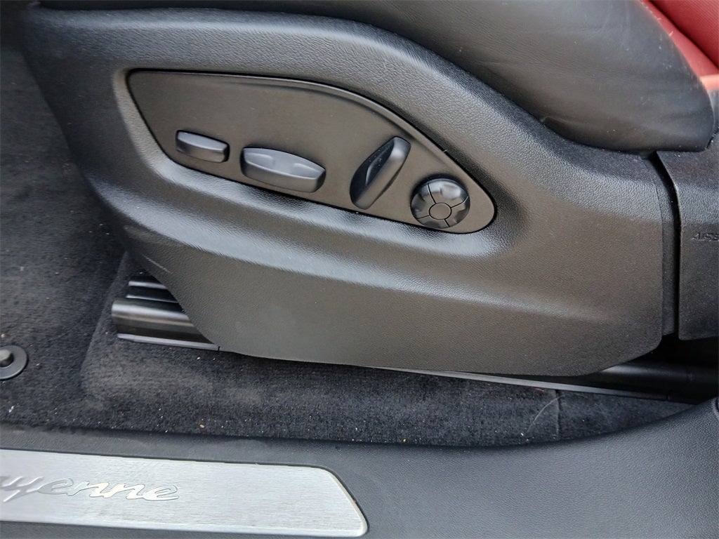 2026 Porsche Cayenne Base