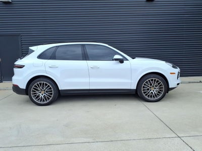 2023 Porsche Cayenne S Platinum Edition
