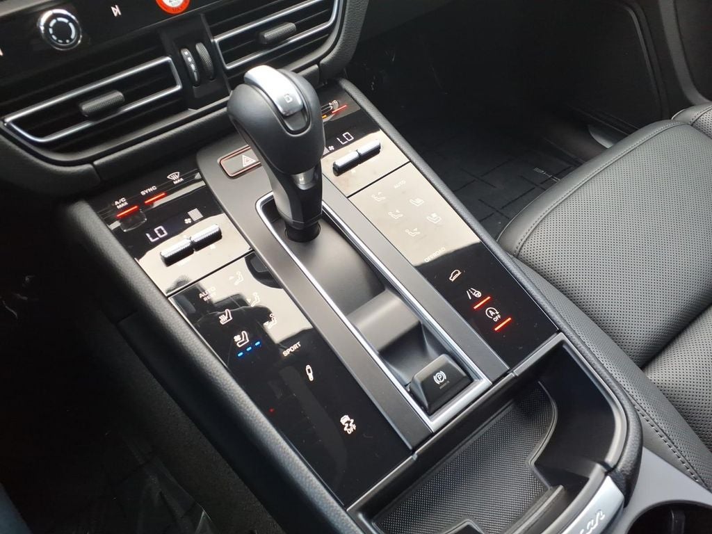 2023 Porsche Macan S